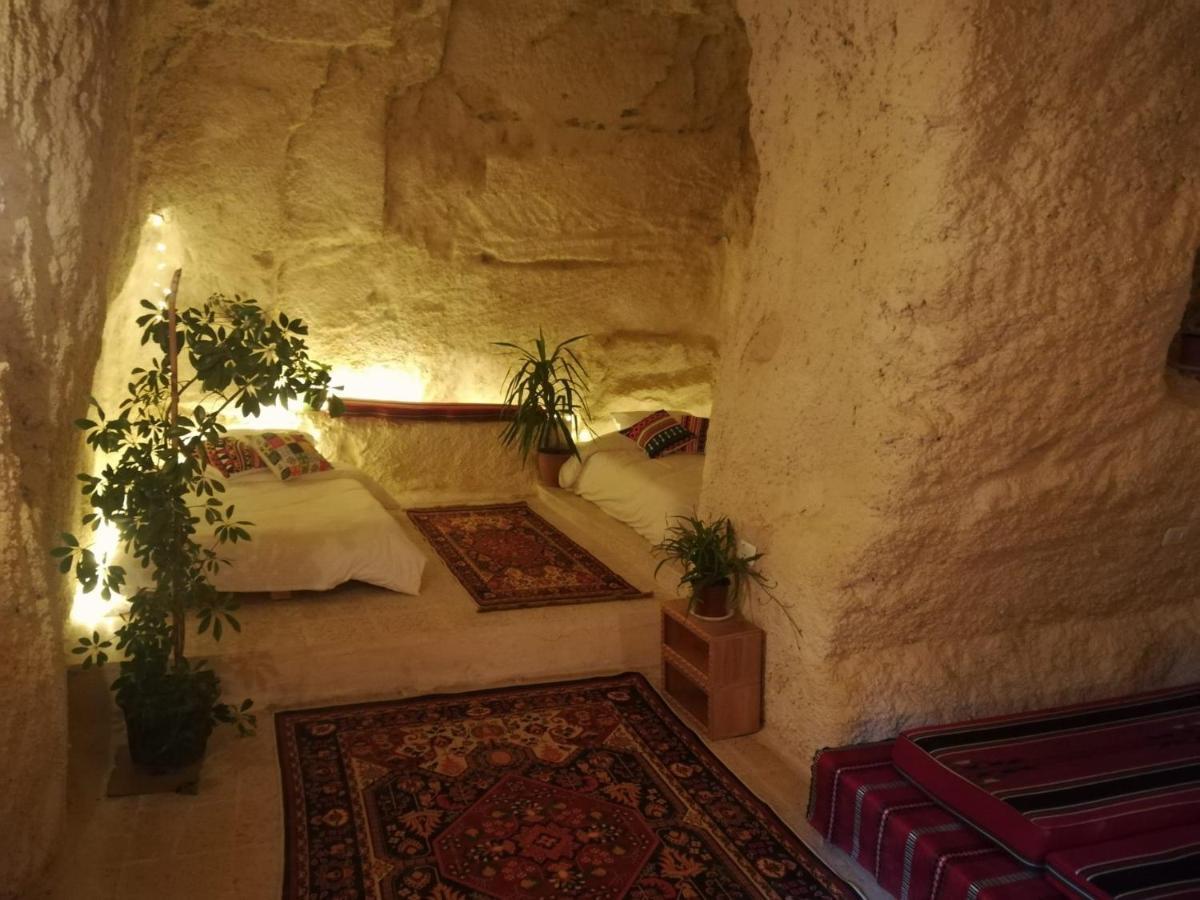 7 Caves Hotel Al Jāyah Zewnętrze zdjęcie